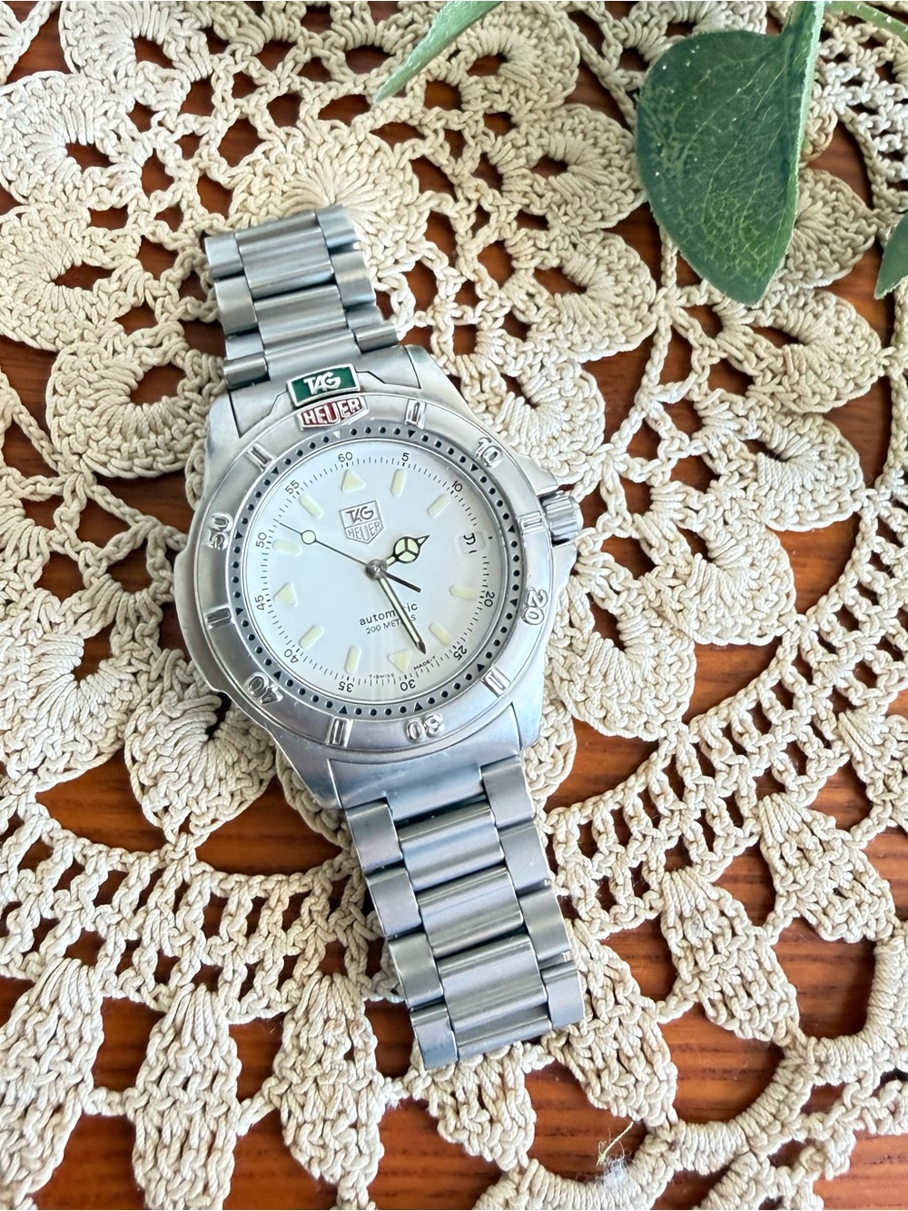 TAG Hever 4000 series
WF2110-K White Automatic Watch - Picture 13 of 14